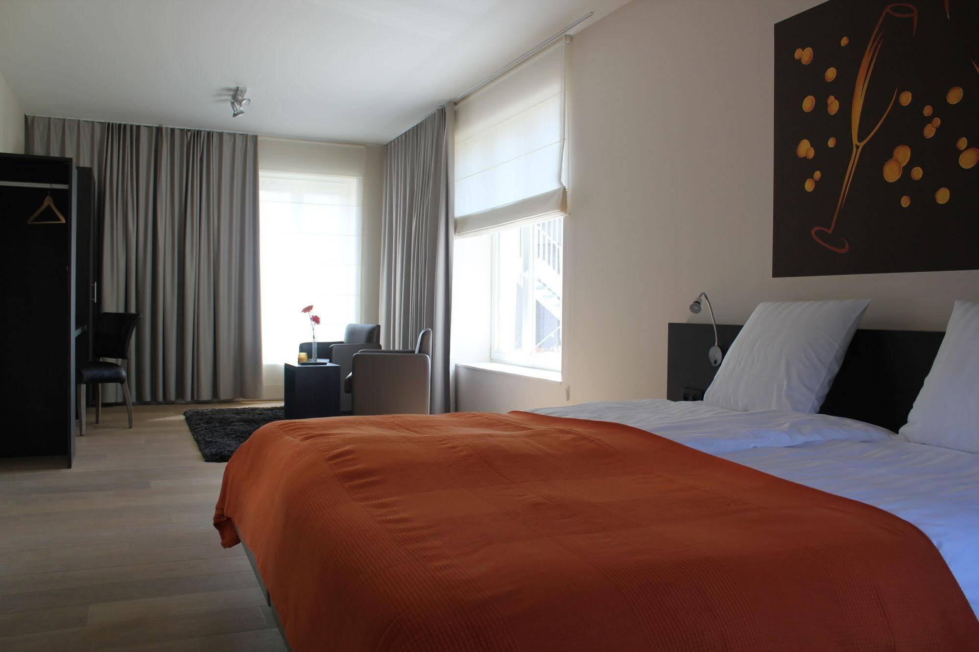 Hotel L'O De Vie Sint-Truiden Exteriér fotografie